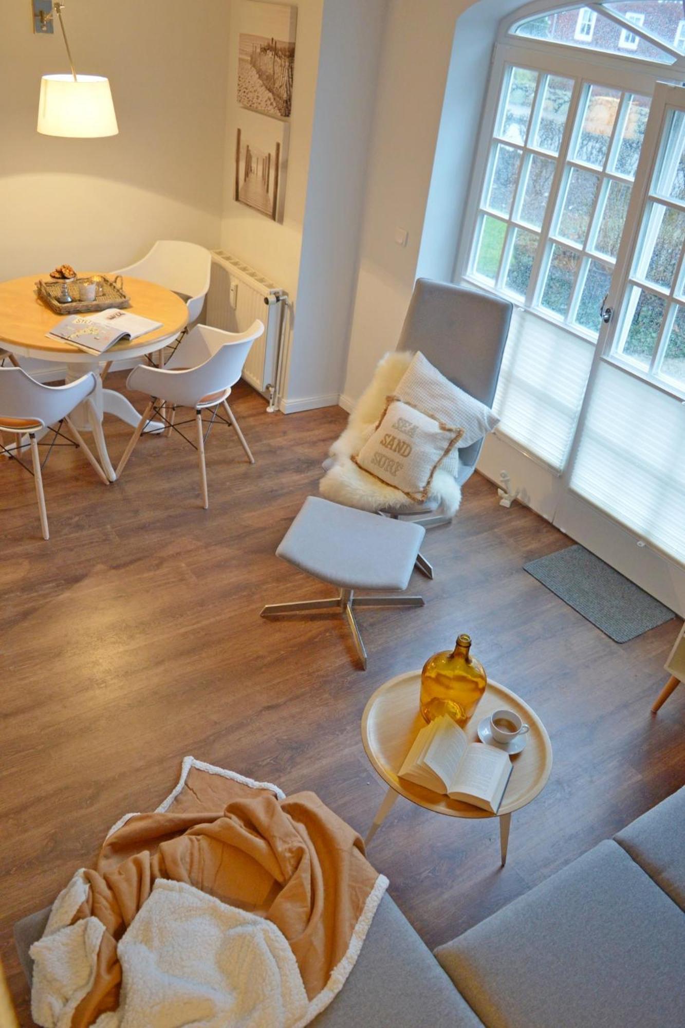 Morderne 3-Zimmerwohnung In Einer Hausscheibe Unter Reet 베스터란트 외부 사진
