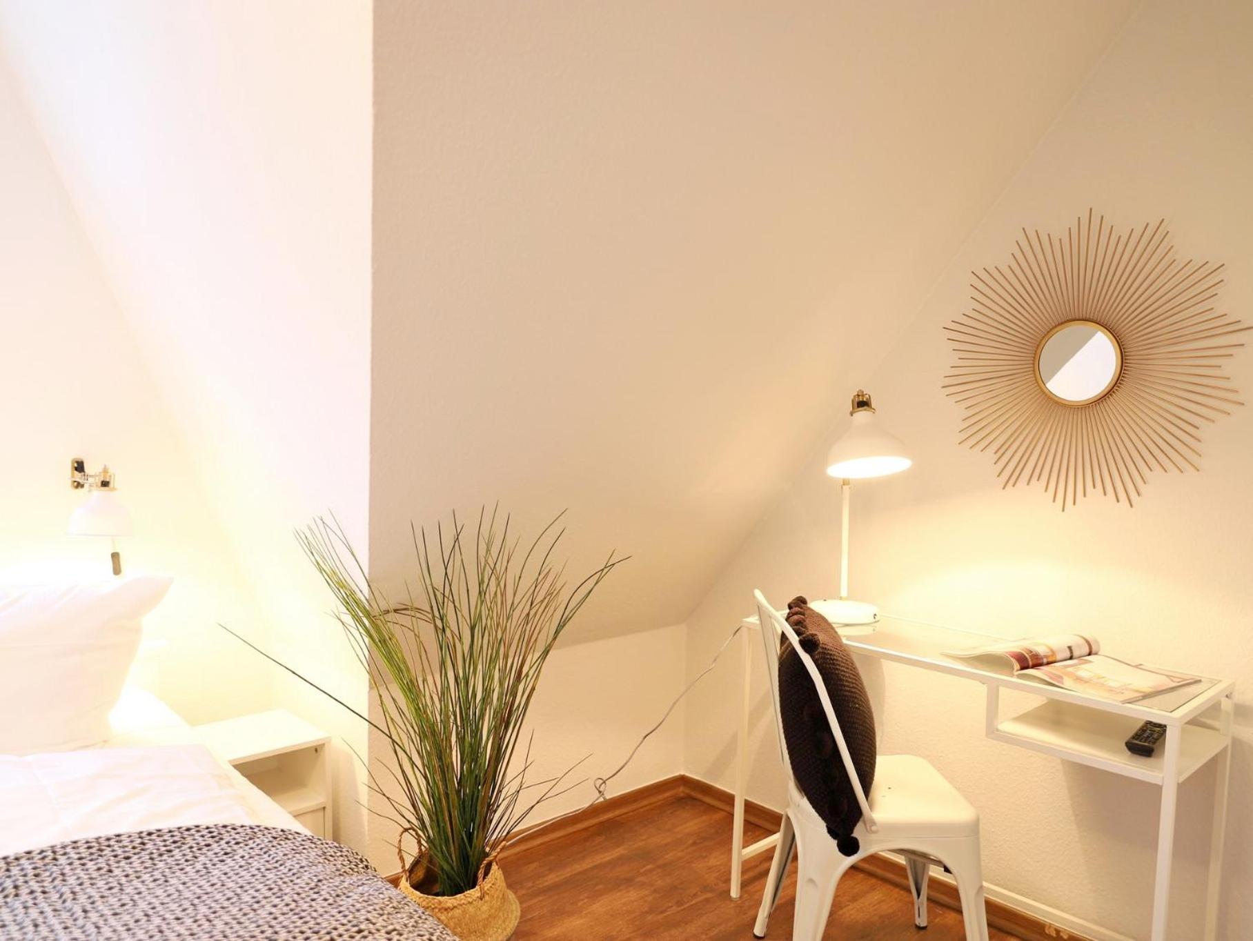 Morderne 3-Zimmerwohnung In Einer Hausscheibe Unter Reet 베스터란트 외부 사진